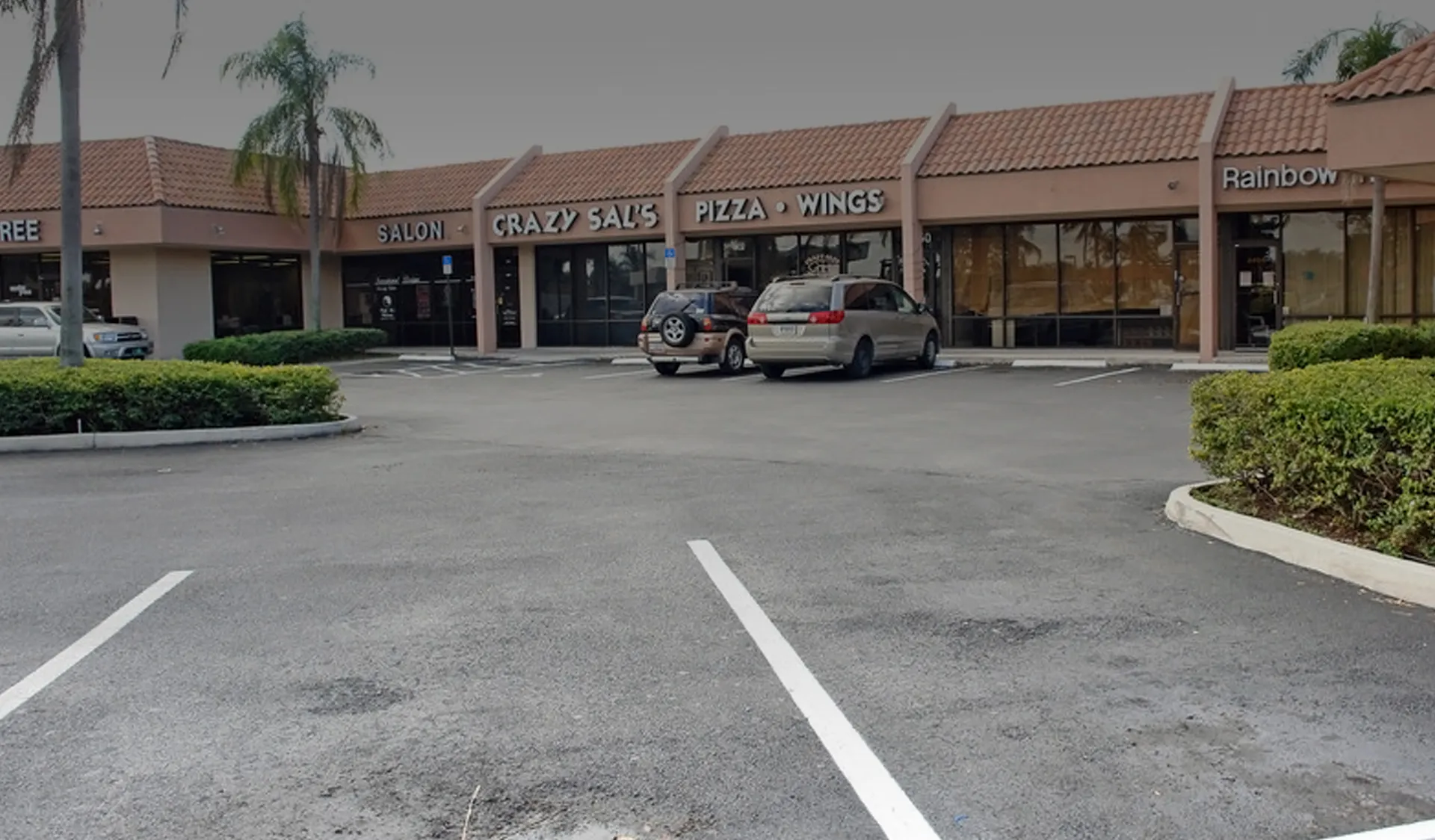 Waterside Plaza retail shopping center in Sunrise, Florida